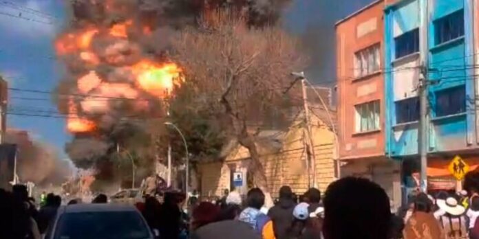 Explosión en unidad militar en Bolivia deja al menos 52 heridos Explosión en unidad militar en Bolivia deja al menos 52 heridos