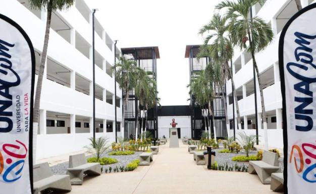 Universidad Nacional de las Comunas da la bienvenida a más de 19 mil estudiantes Universidad Nacional de las Comunas da la bienvenida a más de 19 mil estudiantes