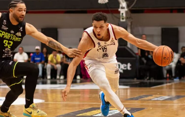 Hidrocarburos de Caracas vence a Spartans 93-92 Hidrocarburos de Caracas vence a Spartans 93-92