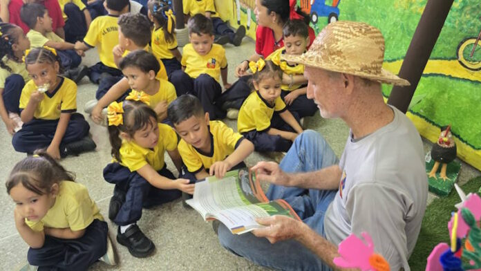 Taller «Incentivando la Lectura» reunió a estudiantes en Valencia taller «Incentivando la Lectura»