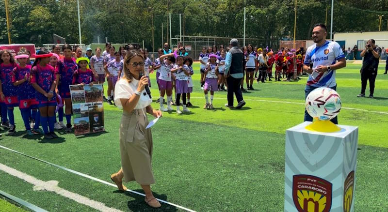 Más de 200 atletas hacen historia en Carabobo tras la inauguración de la Liga FEM 2026 Inauguración Liga FEM 2026