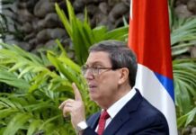 Canciller de Cuba presenta informe anual y denuncia daños del bloqueo