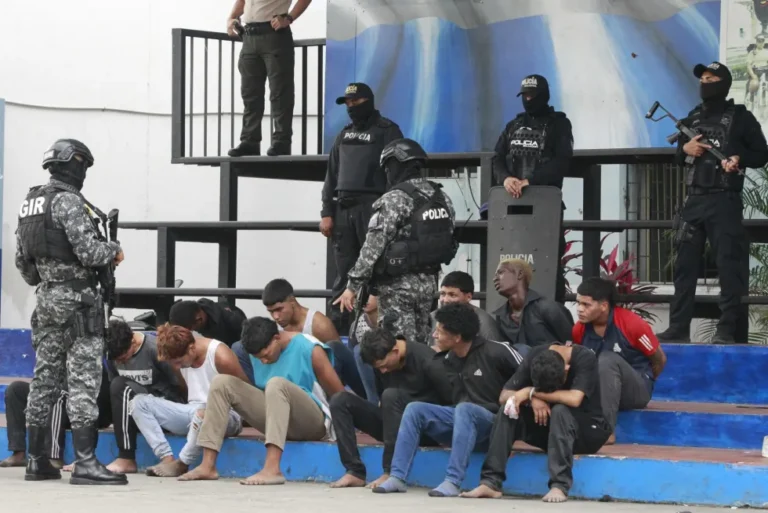 Ecuador registra récord de denuncias por abusos policiales y militares