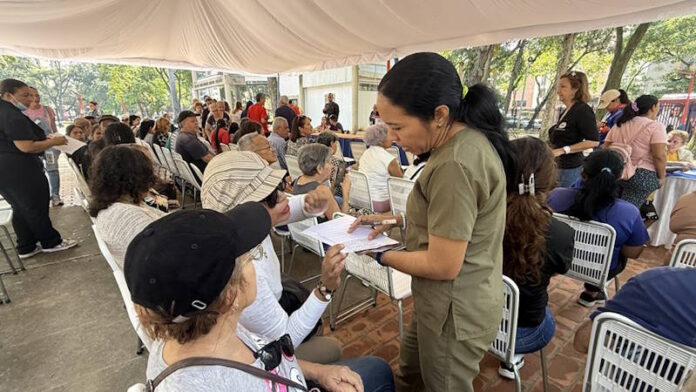 Alcaldía de Valencia desplegó jornadas médicas gratuita en el municipio jornadas médicas Valencia