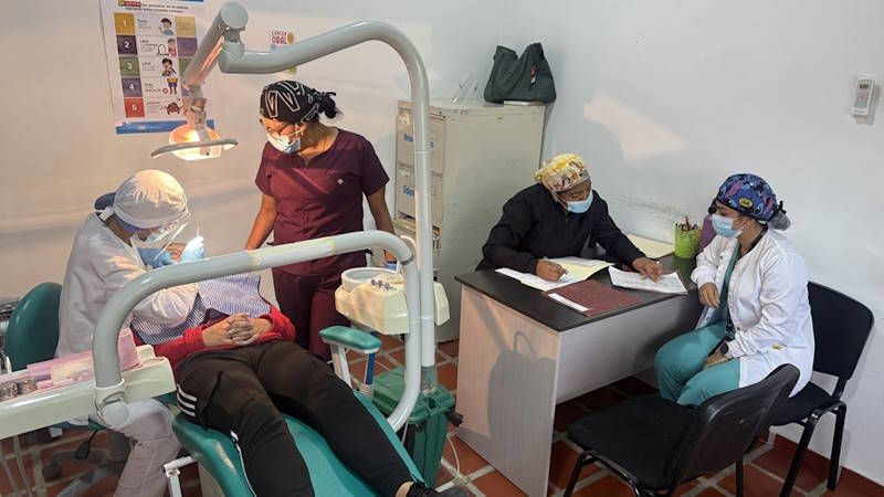 Más de 800 personas atendidas en jornadas de salud escolar en Valencia jornadas de salud valencia