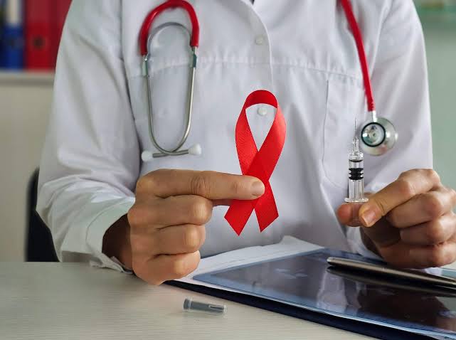 Fármaco contra el cáncer podría eliminar las células infectadas por el VIH