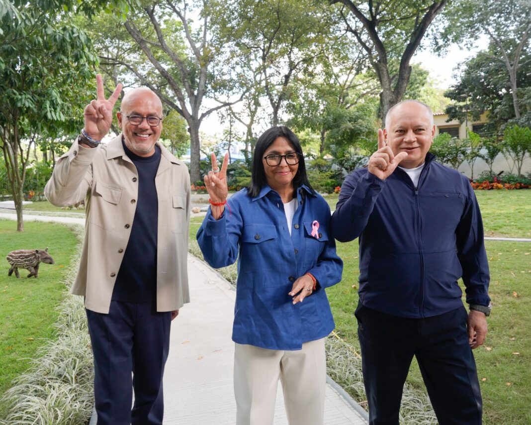 Delcy Rodríguez - Jorge Rodríguez - Diosdado Cabello - Renacer Productivo Delcy Rodríguez - Jorge Rodríguez - Diosdado Cabello - Renacer Productivo
