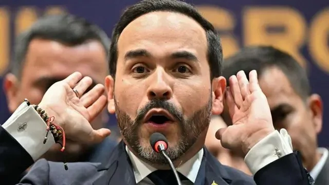 ABELARDO Renuncia Rodrigo Lara Restrepo