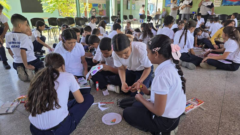 Más de 100 niños de Valencia reciben taller de nutrición taller de nutrición
