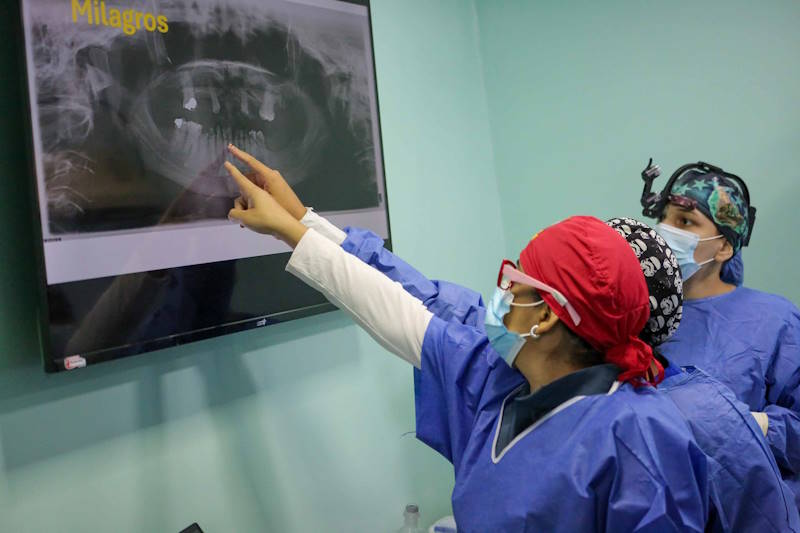 Primera Jornada de sedación odontológica beneficia a pacientes del CAI Carabobo en la CHET sedación odontológica