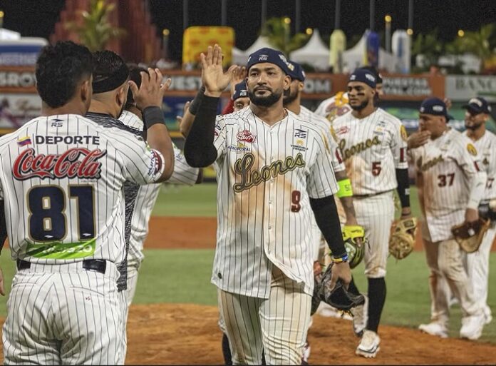 CARACAS Leones del Caracas