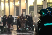Protestas contra el alto costo de vida dejan violentos disturbios en Italia