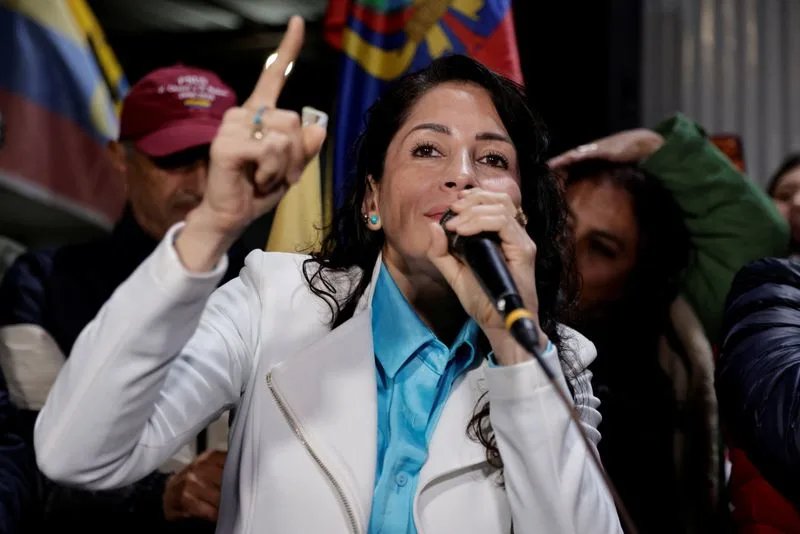 Detienen a Luisa González en Ecuador Detienen a Luisa González en Ecuador