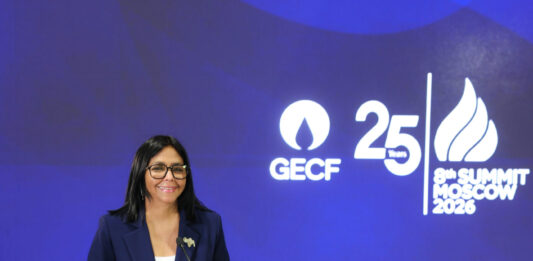 Delcy Rodríguez en Cumbre de Gas