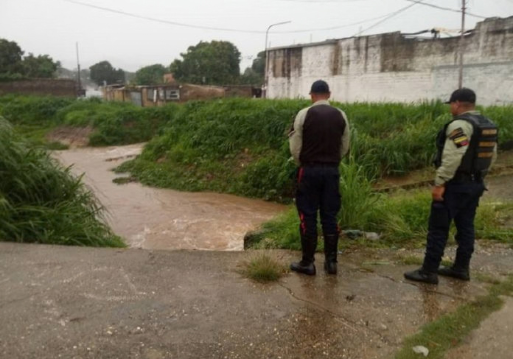 Valencia azotada por las lluvias Valencia azotada por las lluvias