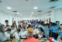 ¡En el Día Nacional del Cacao! Inaugurada exposición «Puntadas por la Paz» en la sede de Ciudad Valencia