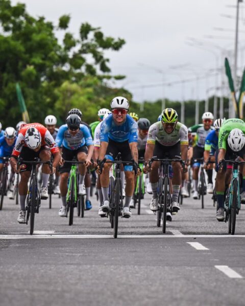 Vuelta a Venezuela: En Araure el Colombiano Nicolás Gómez se impone al esprint