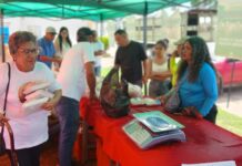 En el CEBAC celebran el aniversario de la bodega SACAS junto al círculo de abuelos