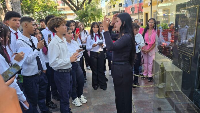 "Conoce el Corazón de Valencia": IAMTACV activa Ruta Turística para atender a estudiantes de Ruíz Pineda I "Conoce el Corazón de Valencia": IAMTACV activa Ruta Turística para atender a estudiantes de Ruíz Pineda I