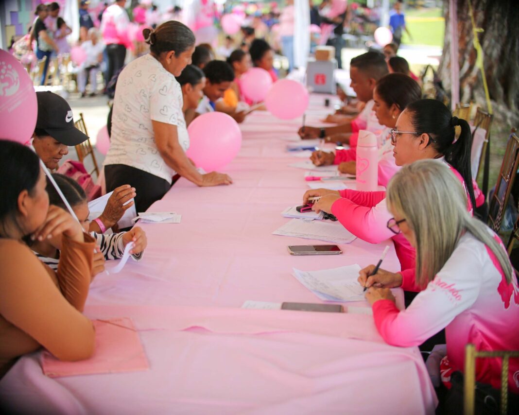 Valencia: Jornada Rosa atendió a mas de mil mujeres en CAI Carabobo Valencia: Jornada Rosa atendió a mas de mil mujeres en CAI Carabobo
