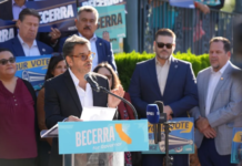 Elecciones en EEUU: Actor Eugenio Derbez invita a la comunidad latina a defender el voto Actor Eugenio Derbez