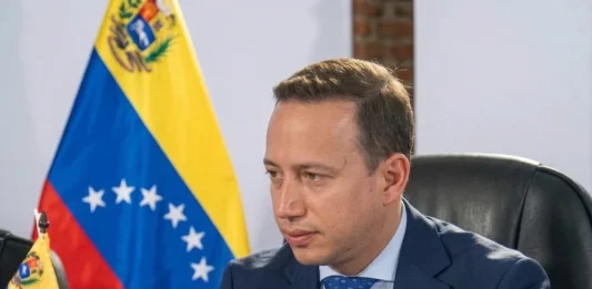 raul-li-causi-embajador