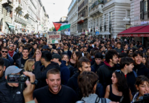 Furia de estudiantes extendida por Europa en rechazo masivo al costo de vida y precariedad Rechazo colectivo de estudiantes