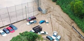 Atienden afectaciones por fuertes lluvias en Carrizal estado Miranda