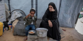 50 mil mujeres y niñas en Gaza sufren las consecuencias del genocidio mujeres y niñas en Gaza sufren