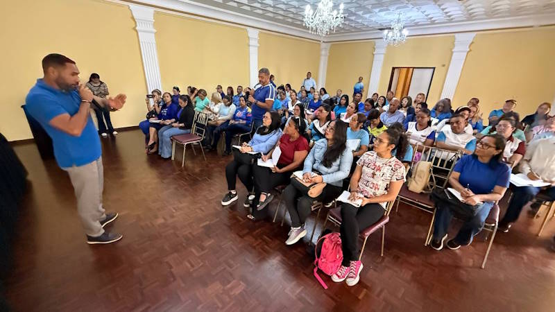 Alcaldía de Valencia dicta taller "Los 10 retos de la educación venezolana" Retos de la Educación Venezolana